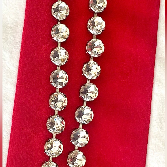 ZARA large rhinestone and pearl necklace. Never worn. Excellent condition 🤍 - Picture 5 of 5